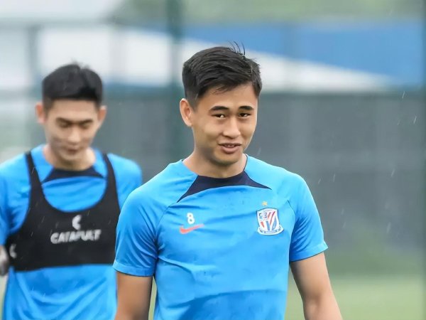 港陆证券 令人失望：中国男足26岁天才复出失败，赛季报销，已无法兑现天赋